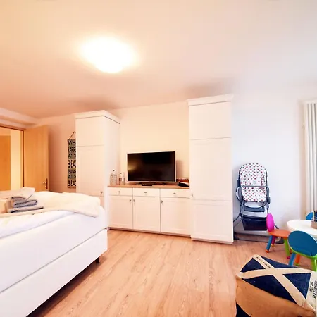 Traumduene Im Ostseebad *